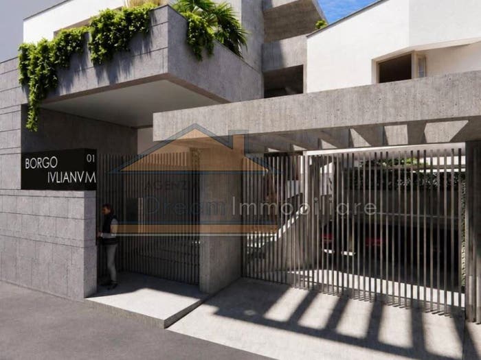 Appartamento trilocale in vendita in Via Licoda, Centro Storico, Giugliano in Campania