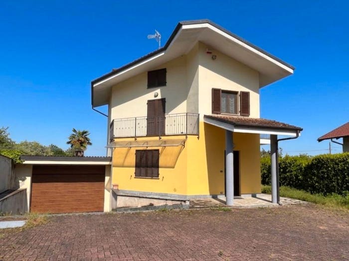 Casa con 6 locali in vendita in Strada Paschero, Paschero, Cumiana