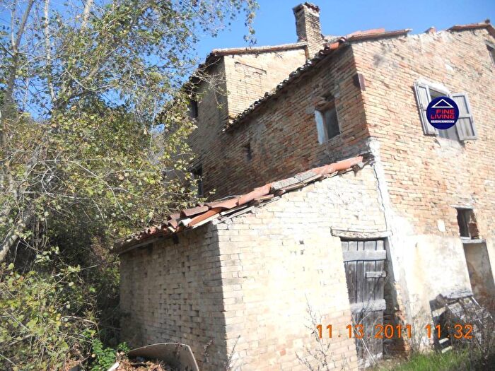 Casa quadrilocale in vendita in Via COLONNA snc, Urbino