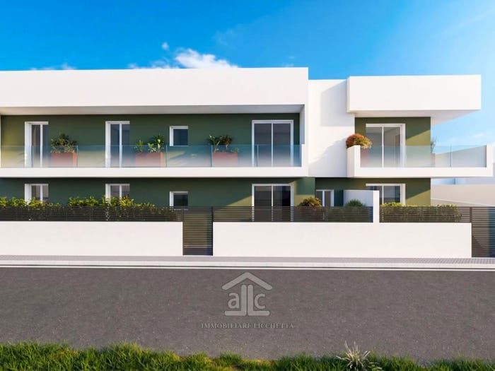 Casa con 5 locali in vendita in Via Giulio Cesare Vanini, Cavallino