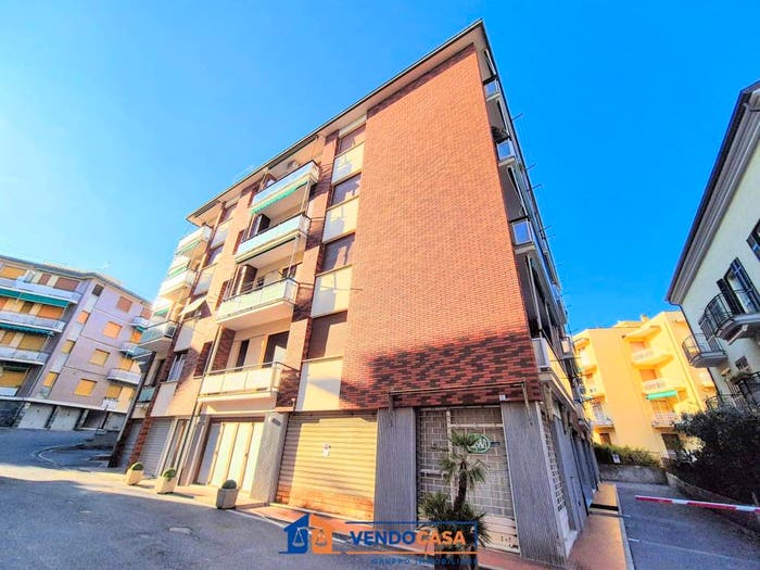Appartamento bilocale in vendita in Via Piemonte, Centro, Finale Ligure