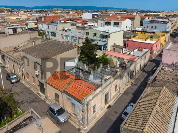 Casa quadrilocale in vendita in via Sarrabus, Centro, Quartucciu