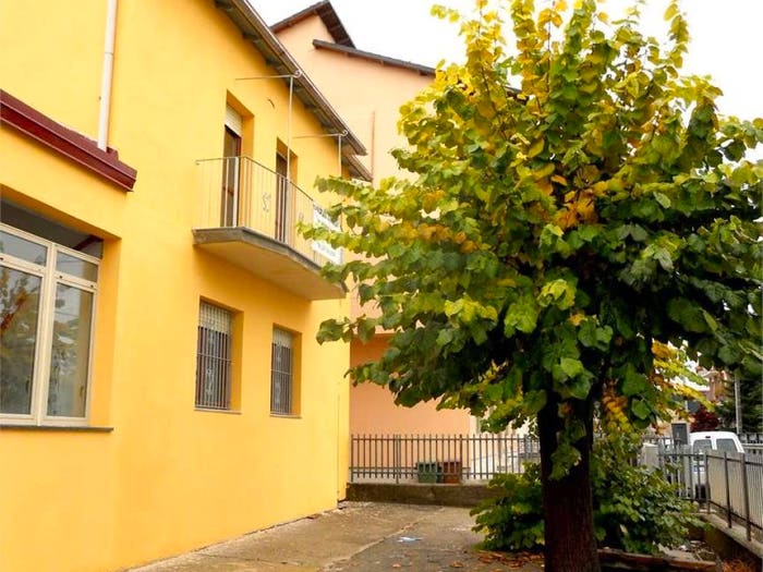 Casa con 6 locali in vendita in strada Val bera, Centro, Castagnole delle Lanze