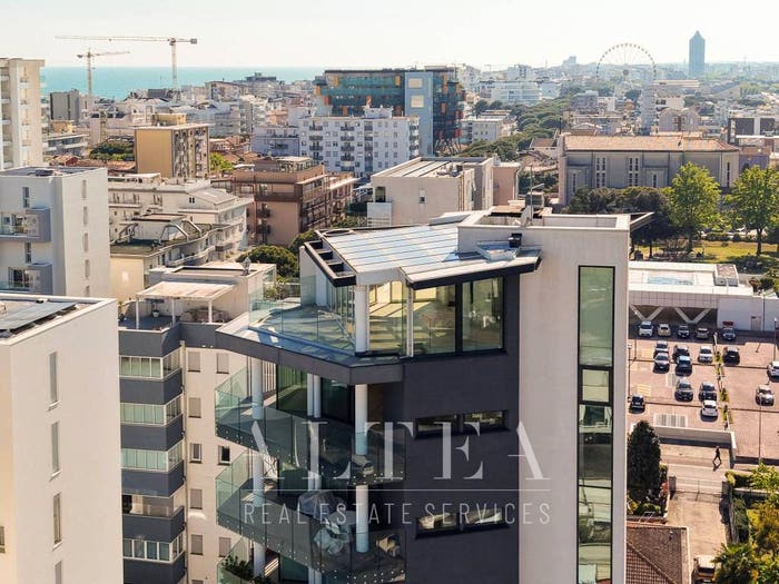 Casa quadrilocale in vendita in Via Monaco, Lido Centro Ovest, Jesolo