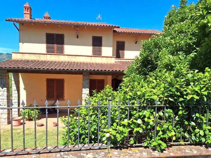 Casa con 6 locali in vendita in Via Monteriani Cavriglia AR Italia, Cavriglia Monastero, Cavriglia