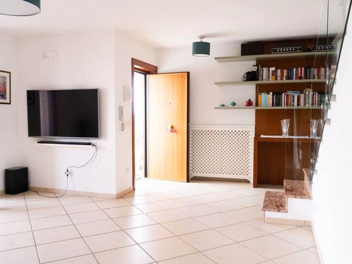 Casa trilocale in vendita in Viale delle Magnolie, Massa di Somma