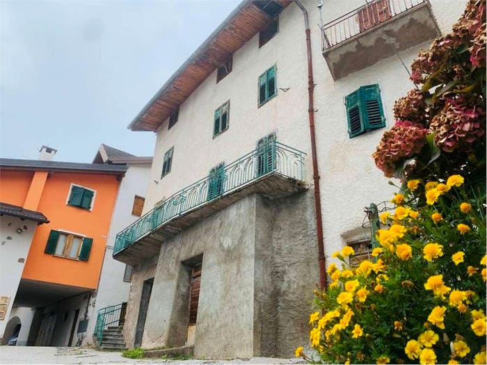 Appartamento con 6 locali in vendita in via Mandra, Rizzolaga, Baselga di Pinè