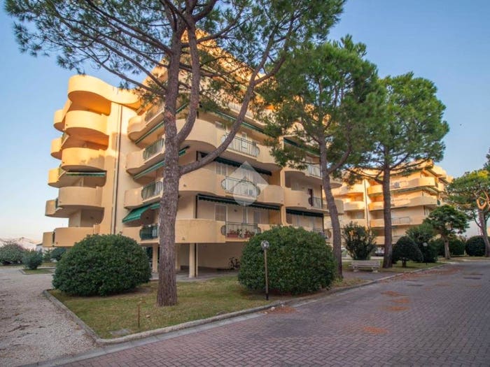 Appartamento trilocale in vendita in Viale G Carducci, Parco di Levante Boschetto, Cesenatico