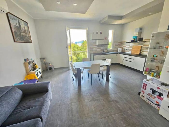 Appartamento trilocale in vendita in Strada Del Turchino No Number, Novi Ligure