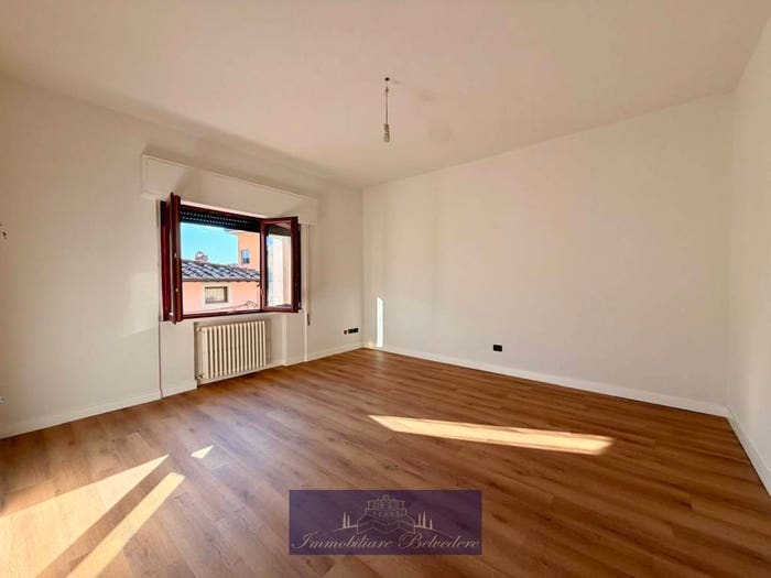 Appartamento trilocale in vendita in Via Viottole, San Donnino, Campi Bisenzio