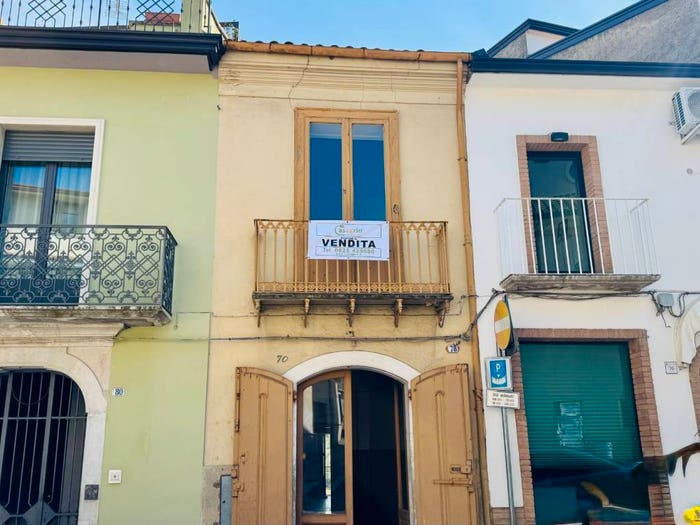 Casa trilocale in vendita in VIA ROMA, Centro, Mirabella Eclano