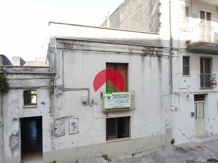 Appartamento quadrilocale in vendita in Via Casalnuovo, Centro, Matera