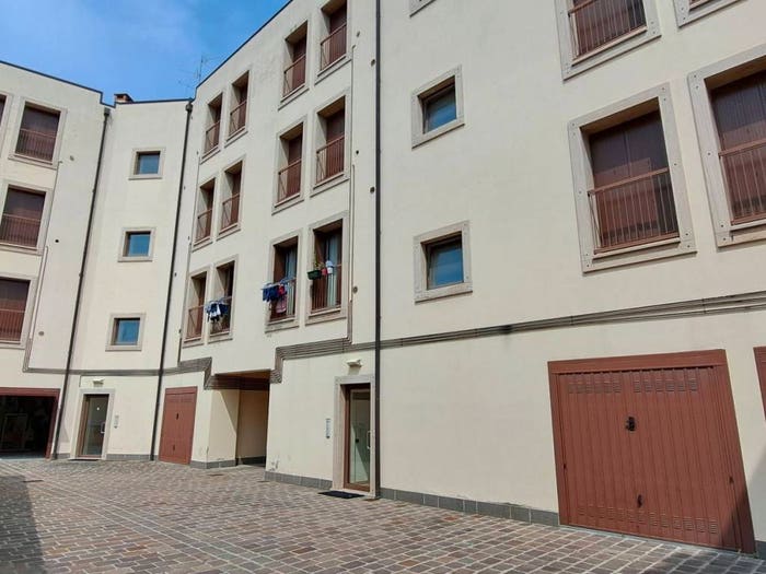 Appartamento quadrilocale in vendita in Corso della Libertà, Cesano Maderno