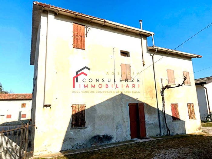 Casa con 5 locali in vendita in Viale Antonio Caccianiga, Centro, Maserada sul Piave