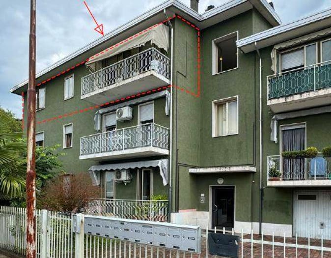 Appartamento quadrilocale in vendita in Via della Serenissima, Mira Porte, Mira