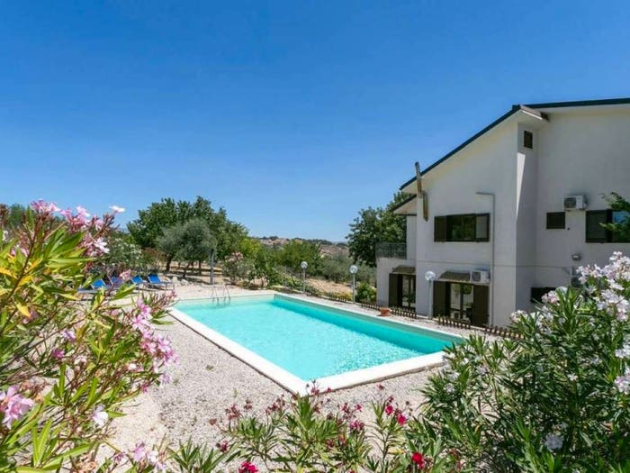 Casa con 6 locali in vendita in Cda Serre Vocali, Aragona