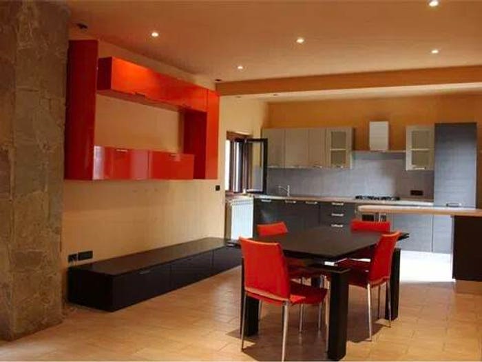 Casa trilocale in vendita in Via San Rocco, Formia