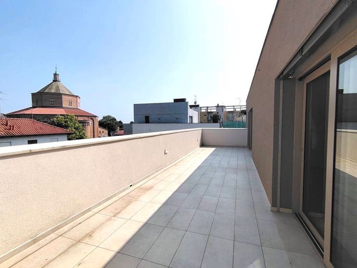 Casa quadrilocale in vendita in Via Giacomo Matteotti, Cabiate