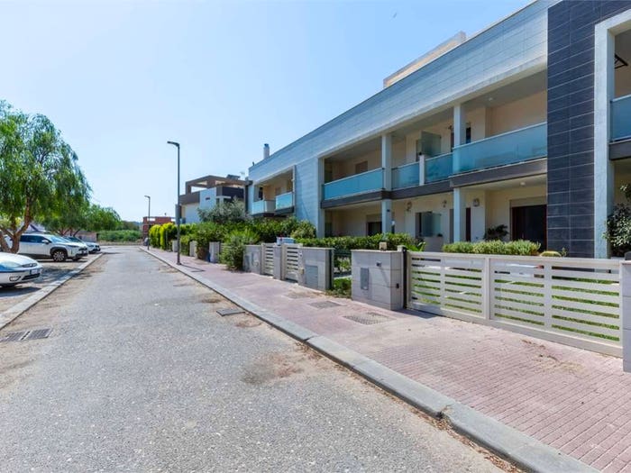 Casa trilocale in vendita in via dei valenzani, Monte Claro, Cagliari