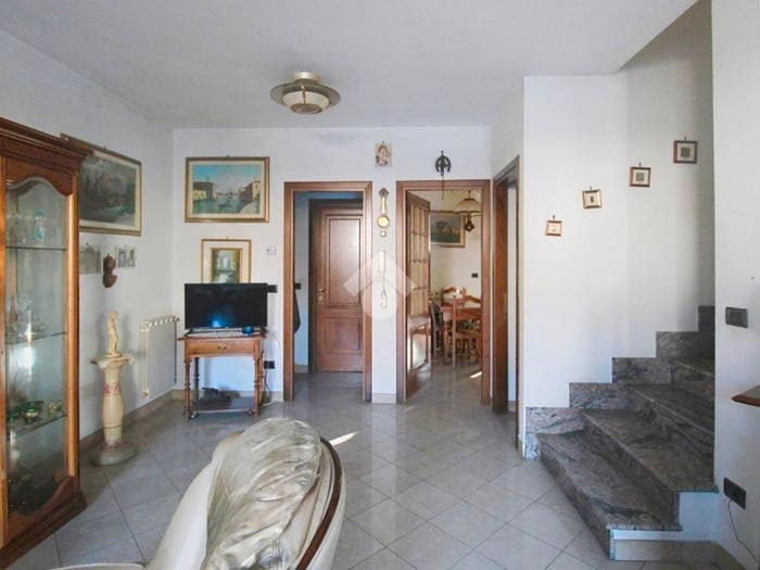 Casa con 5 locali in vendita in Via Francesco Crispi, San Frediano Nord San Casciano, Cascina