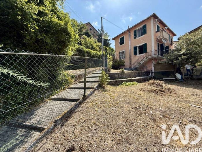 Casa con 6 locali in vendita in Via CESARE BATTISTI, Centro, Bargagli
