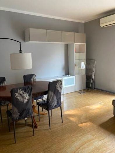 Appartamento trilocale in vendita in Via Ovada, Famagosta, Milano
