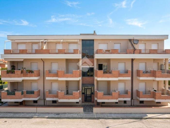 Appartamento trilocale in vendita in Via delle Lampare, Centro, Martinsicuro