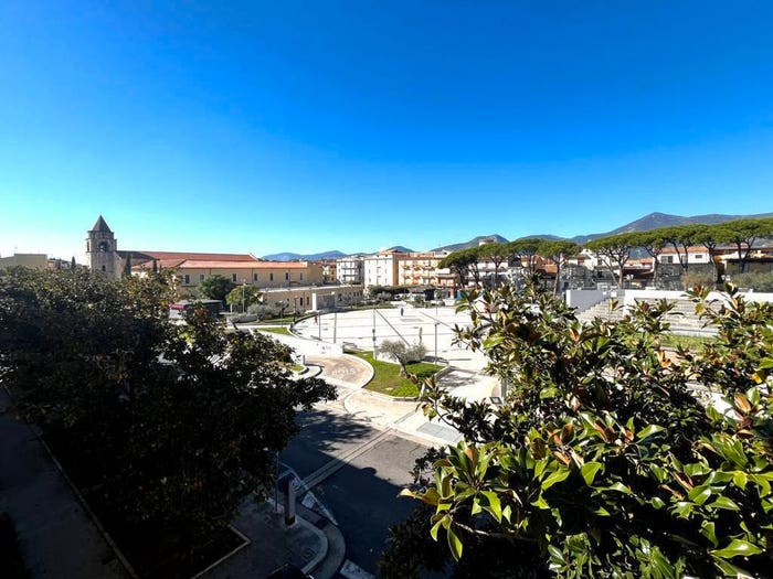 Appartamento quadrilocale in vendita in Via Cesare Balbo, Centro, Fondi