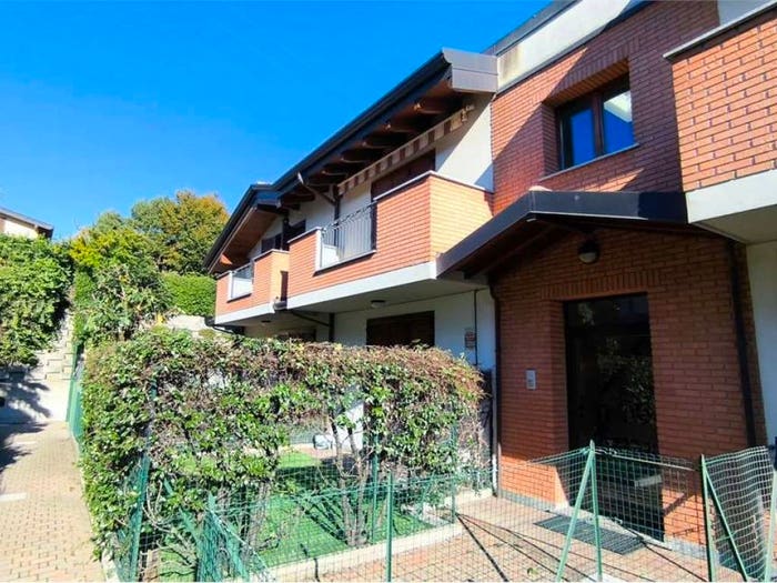 Appartamento bilocale in vendita in VIA MANZONI, Centro, Guanzate