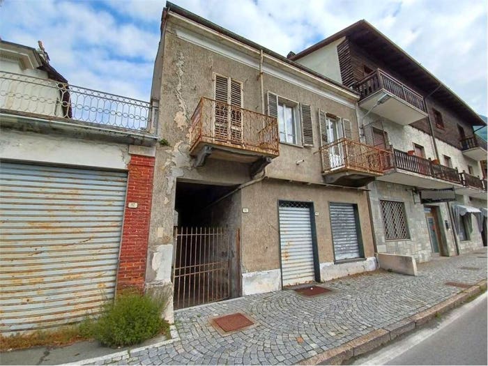 Casa quadrilocale in vendita in Centro, Donnas