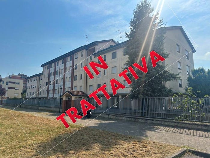 Appartamento trilocale in vendita in Piazza Schuster, Centro, Pioltello