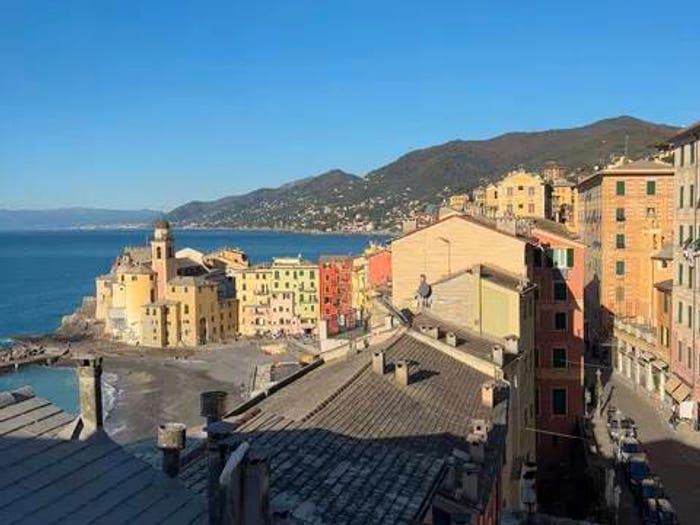 Appartamento quadrilocale in vendita in Via Giuseppe Garibaldi, Centro, Camogli