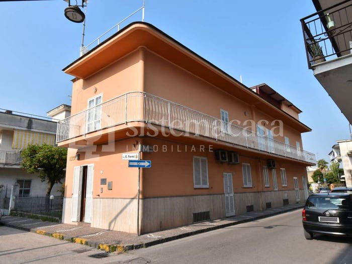 Appartamento trilocale in vendita in Via Dante Alighieri, Mariglianella