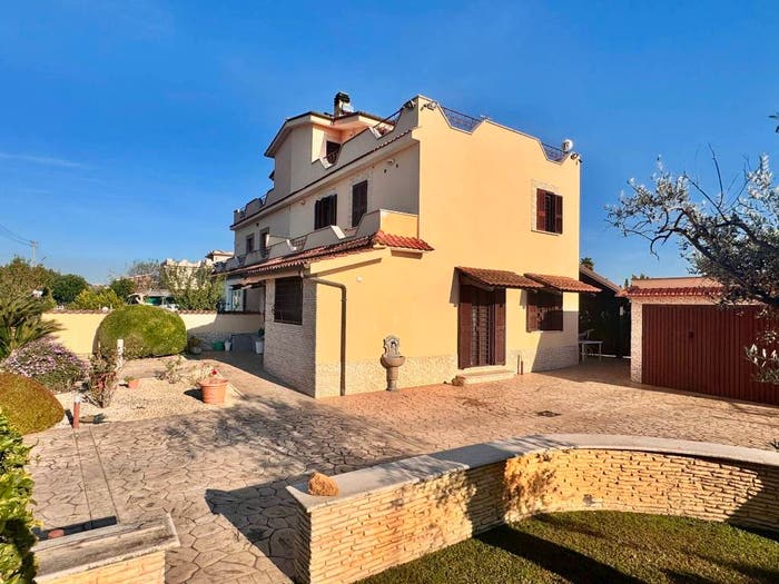 Casa quadrilocale in vendita in Banditella, Ardea