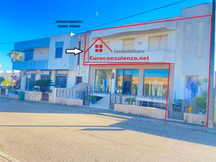 Appartamento quadrilocale in vendita in Via Tommaso Fiore, PresicceAcquarica