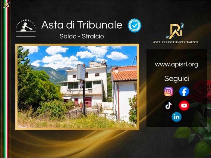 Casa quadrilocale in vendita in Via Castellana, Centro, Gessopalena