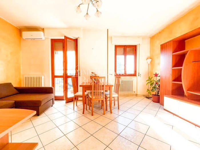 Appartamento quadrilocale in vendita in Via Sesia, Centro, Malnate