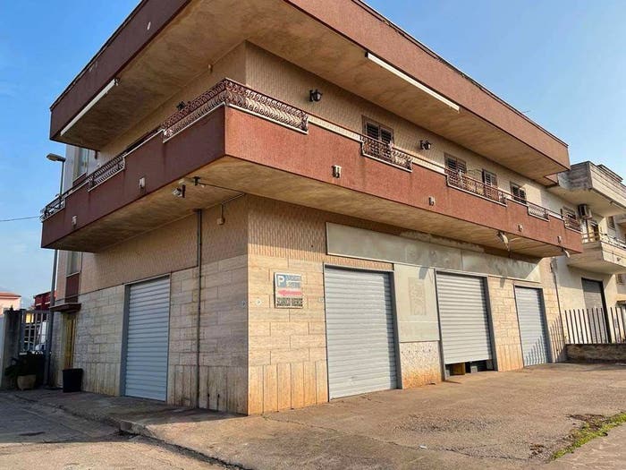 Casa con 6 locali in vendita in Via Stazione, Mondragone