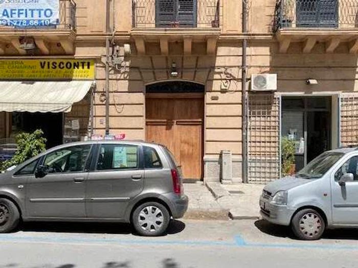 Appartamento con 6 locali in vendita in Via Archimede, Politeama Ruggiero Settimo, Palermo