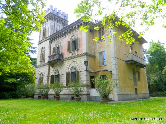 Casa con 6 locali in vendita in Via Coazze, Giaveno