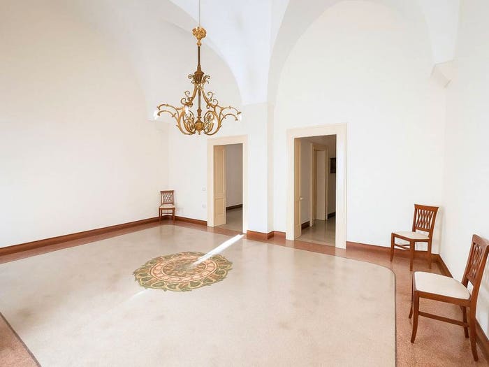 Casa con 6 locali in vendita in Via Costantini, Calimera