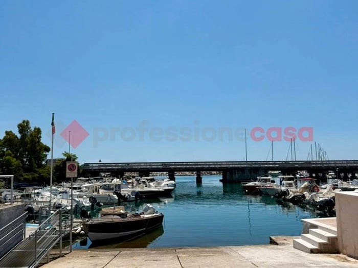 Appartamento trilocale in vendita in via Abate Tosti, Centro, Formia