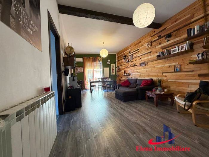 Appartamento con 6 locali in vendita in Via Domenico la Bruna, Semicentro, Alcamo