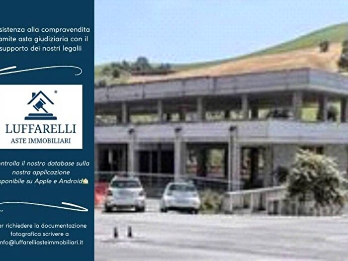 Casa con 6 locali in vendita in Via Pasquale Cotechini, Porto San Giorgio