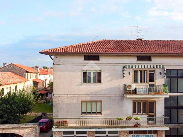 Appartamento quadrilocale in vendita in Via Montello, Santa Maria, Lestizza