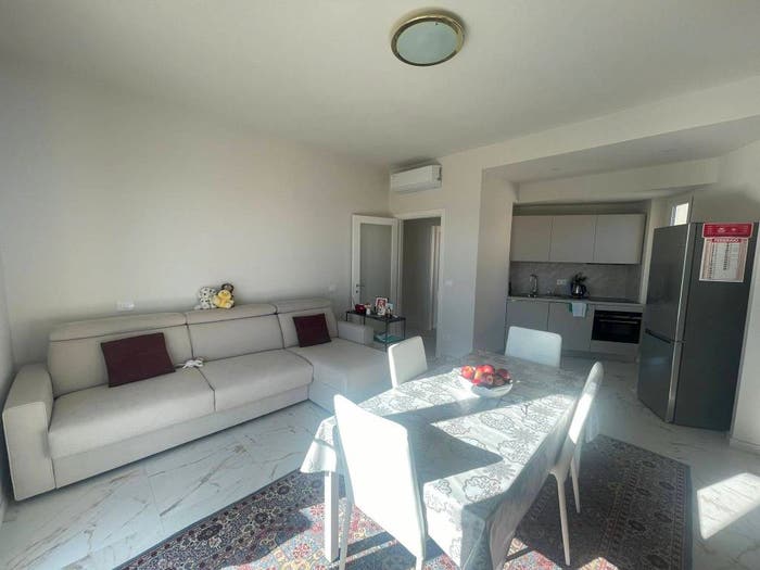 Appartamento trilocale in vendita in Via dei Mille, Centro, Albenga