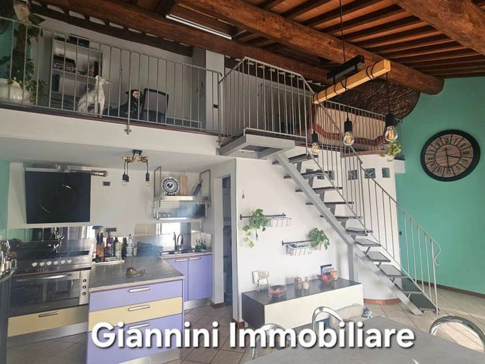 Appartamento con 5 locali in vendita in Via Carlo Piaggia, Centro, Capannori