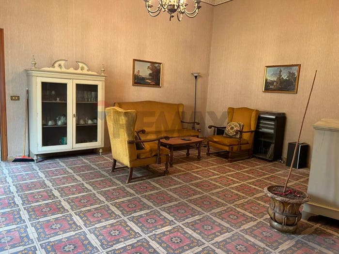 Casa con 5 locali in vendita in CORTILE ATTANASIO, Biancavilla