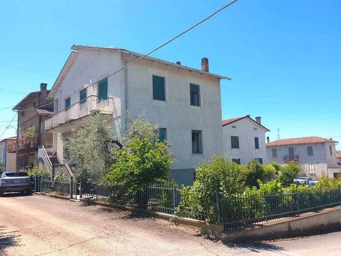 Casa con 5 locali in vendita in Via Piave, Nera Montoro, Narni