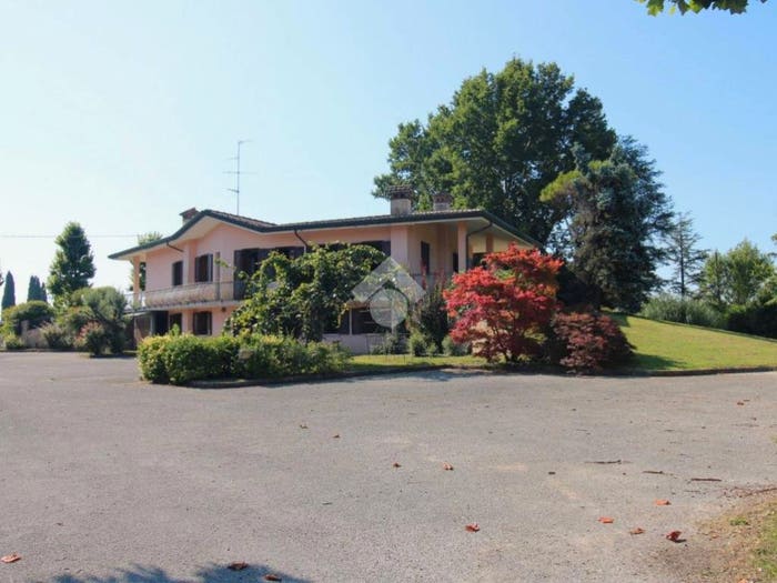 Casa quadrilocale in vendita in Via cimitero, Centro, Meduna di Livenza